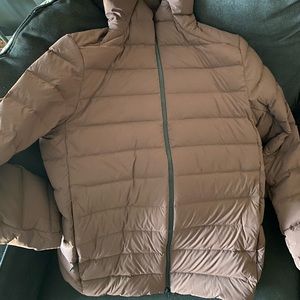 Lululemon puffer jacket